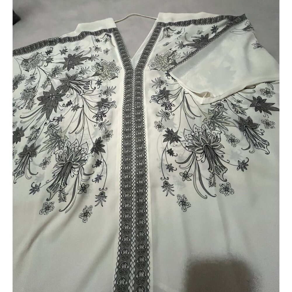 Floral Embroidered Ivory V-Neck Blouse Rose+Olive XL 100% Polyester - Picture 3 of 7